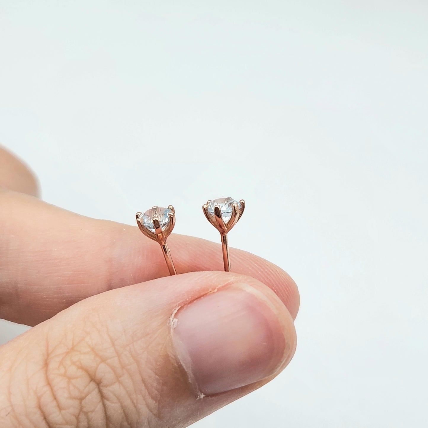 Classic Round 6 prong Studs