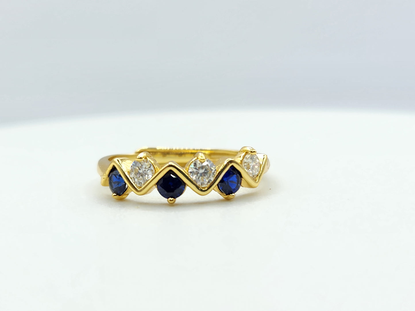 Wavy Stacker Ring- Sapphire