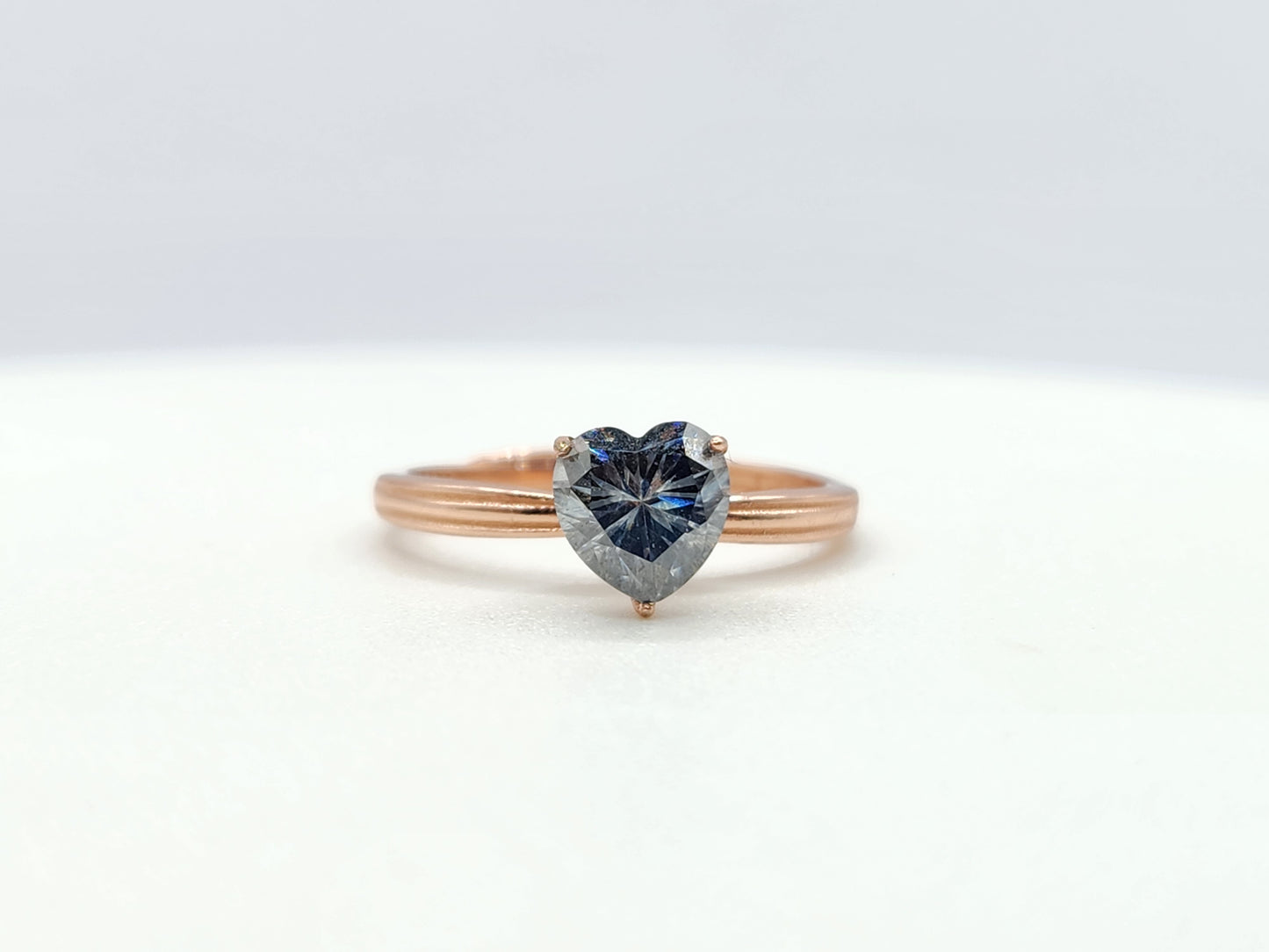 Heart 3 Prong Ring (Moissanite)