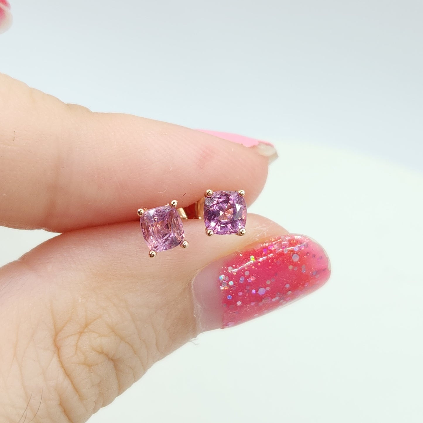 Spinel Stud