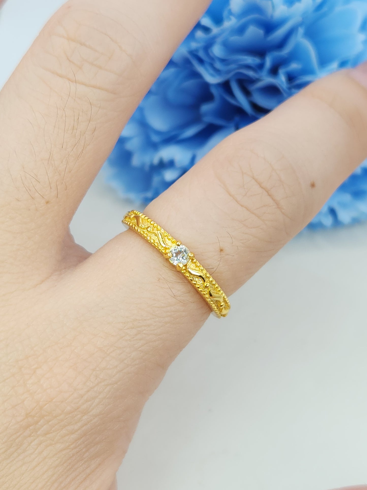 Vintage 3mm Natural Oval Aquamarine Ring in Yellow Gold Vermeil S925