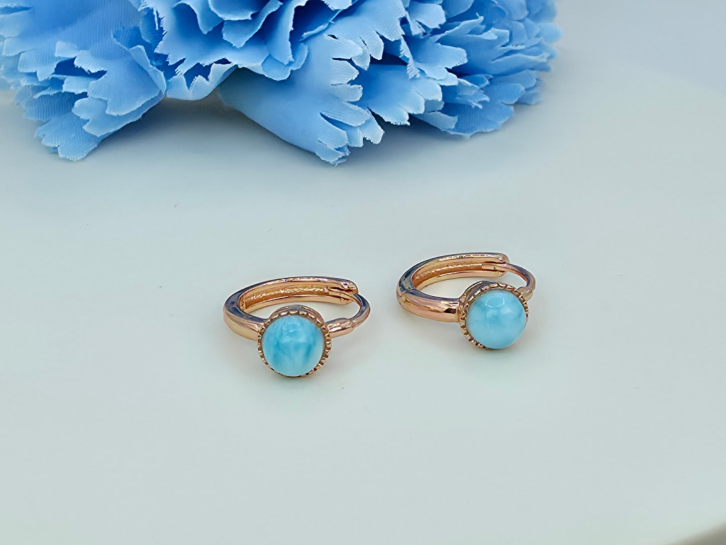 Larimar Huggies