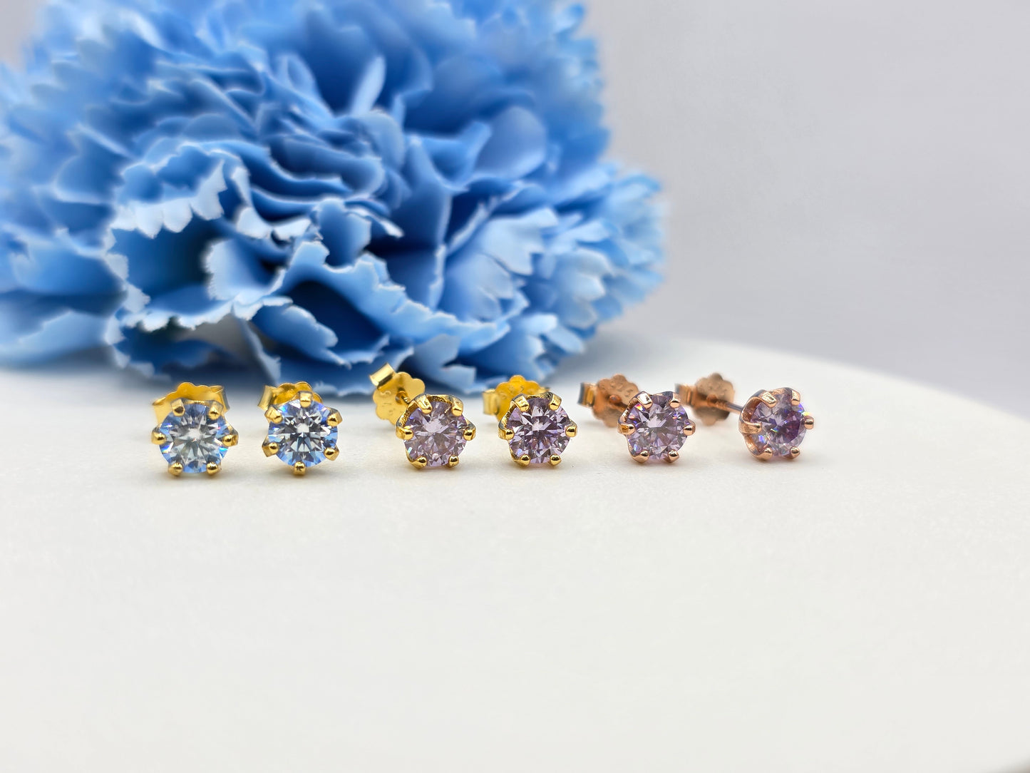 0.5 carat Moissanite stud