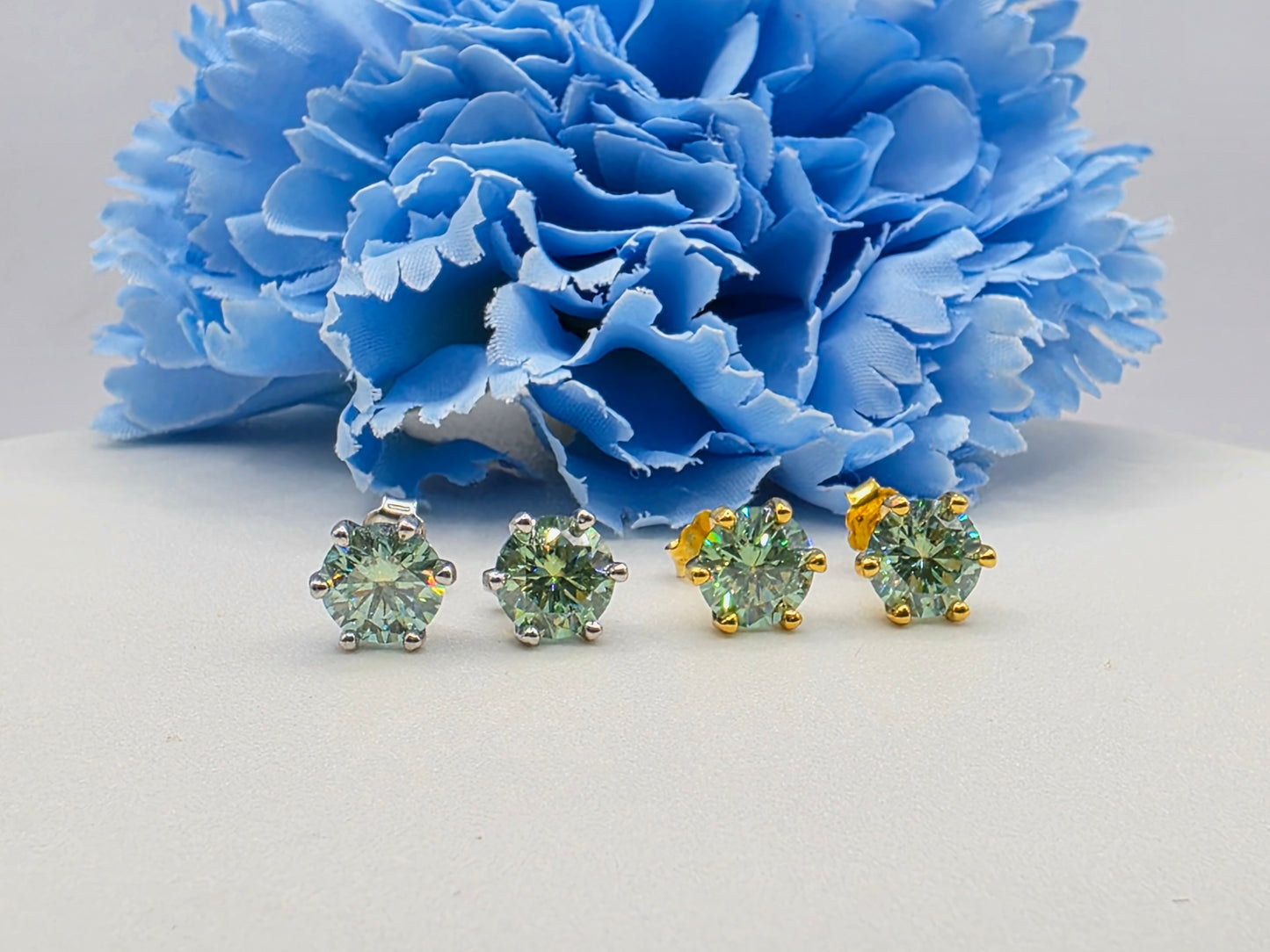Classic 1 Carat 6 Prong Moissanite Studs