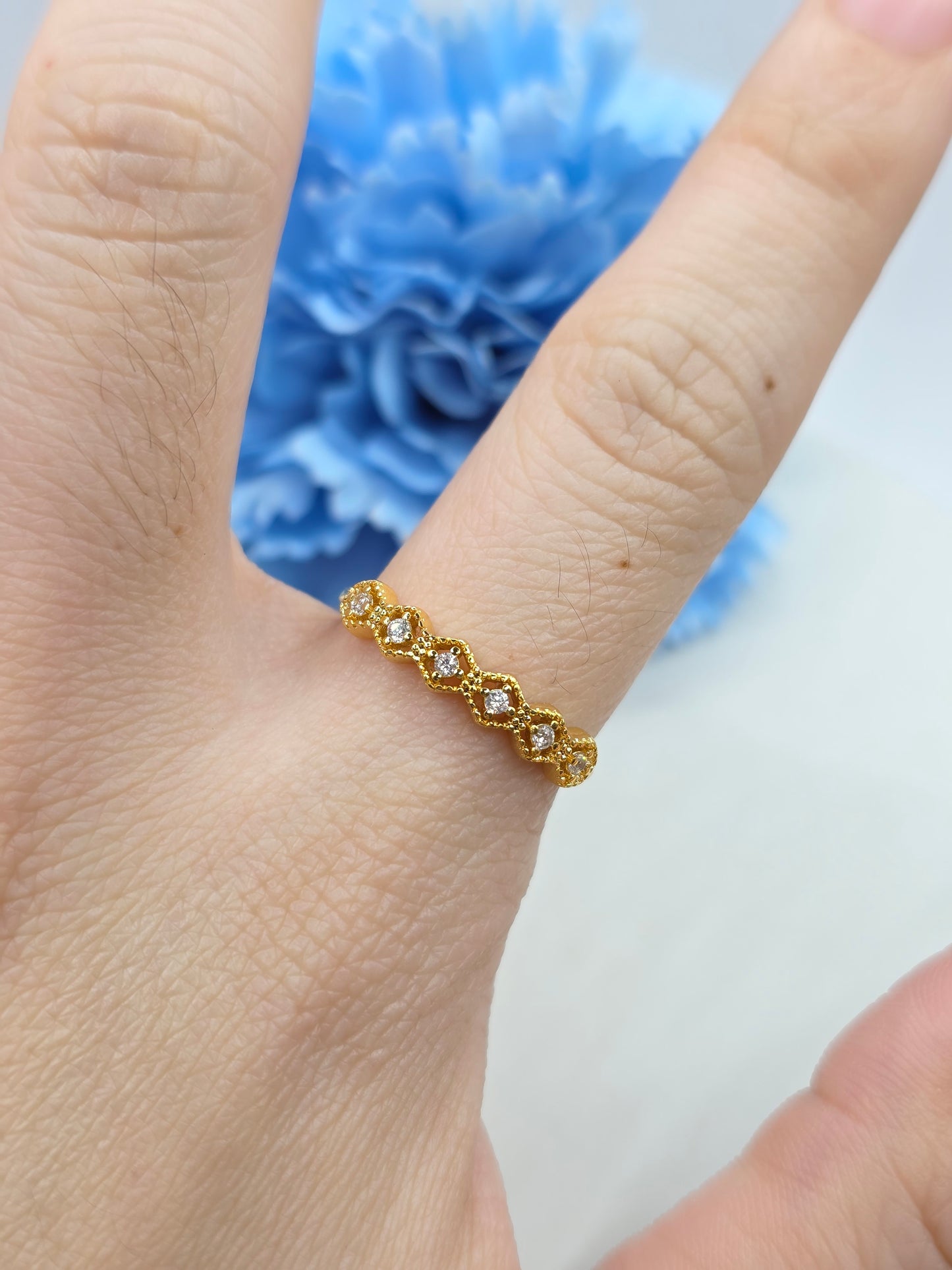 Hexagonal Milgraine Half Eternity S925 Ring