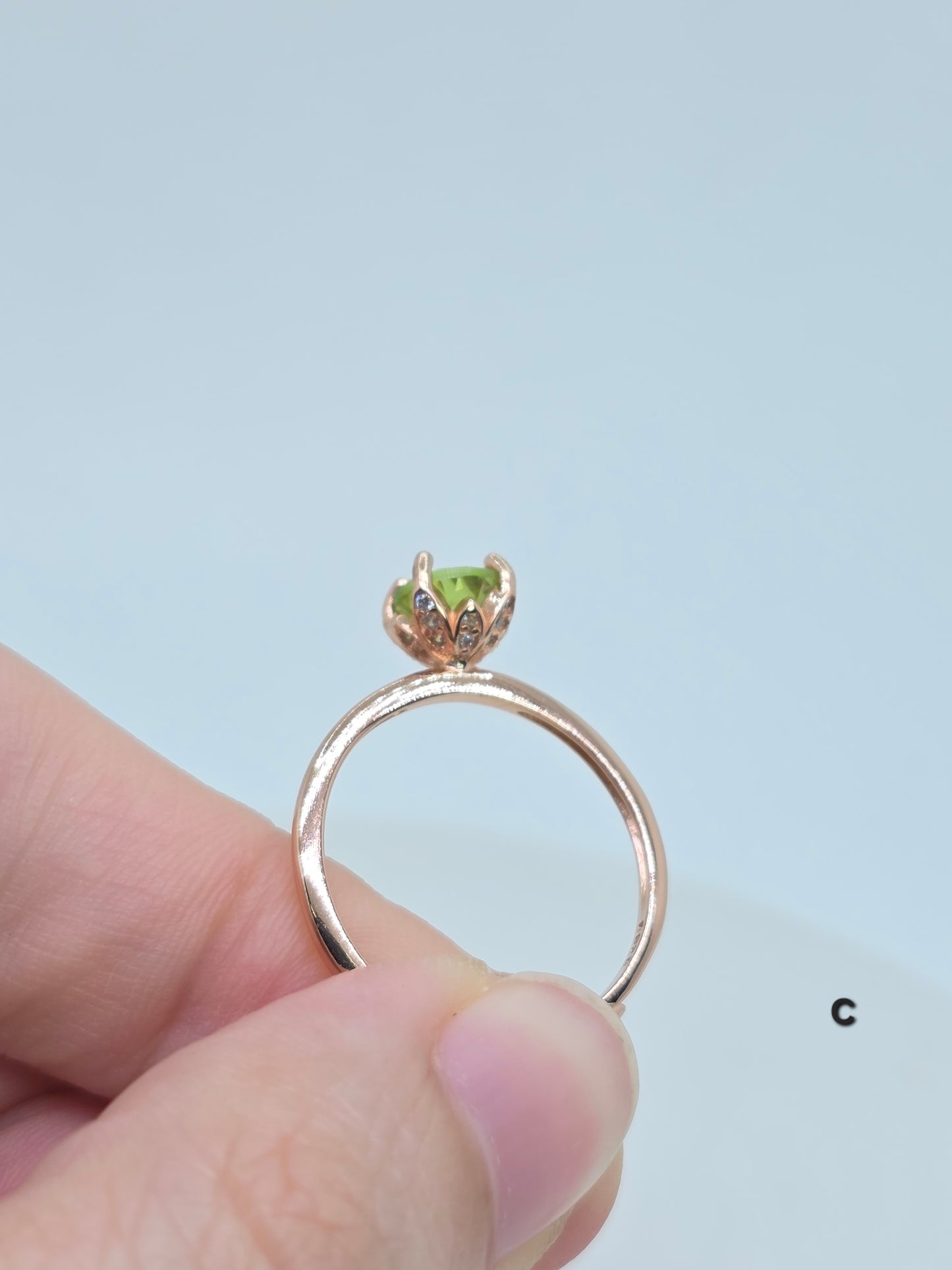 Natural Round 1 Carat Peridot S925 Demi Fine Ring