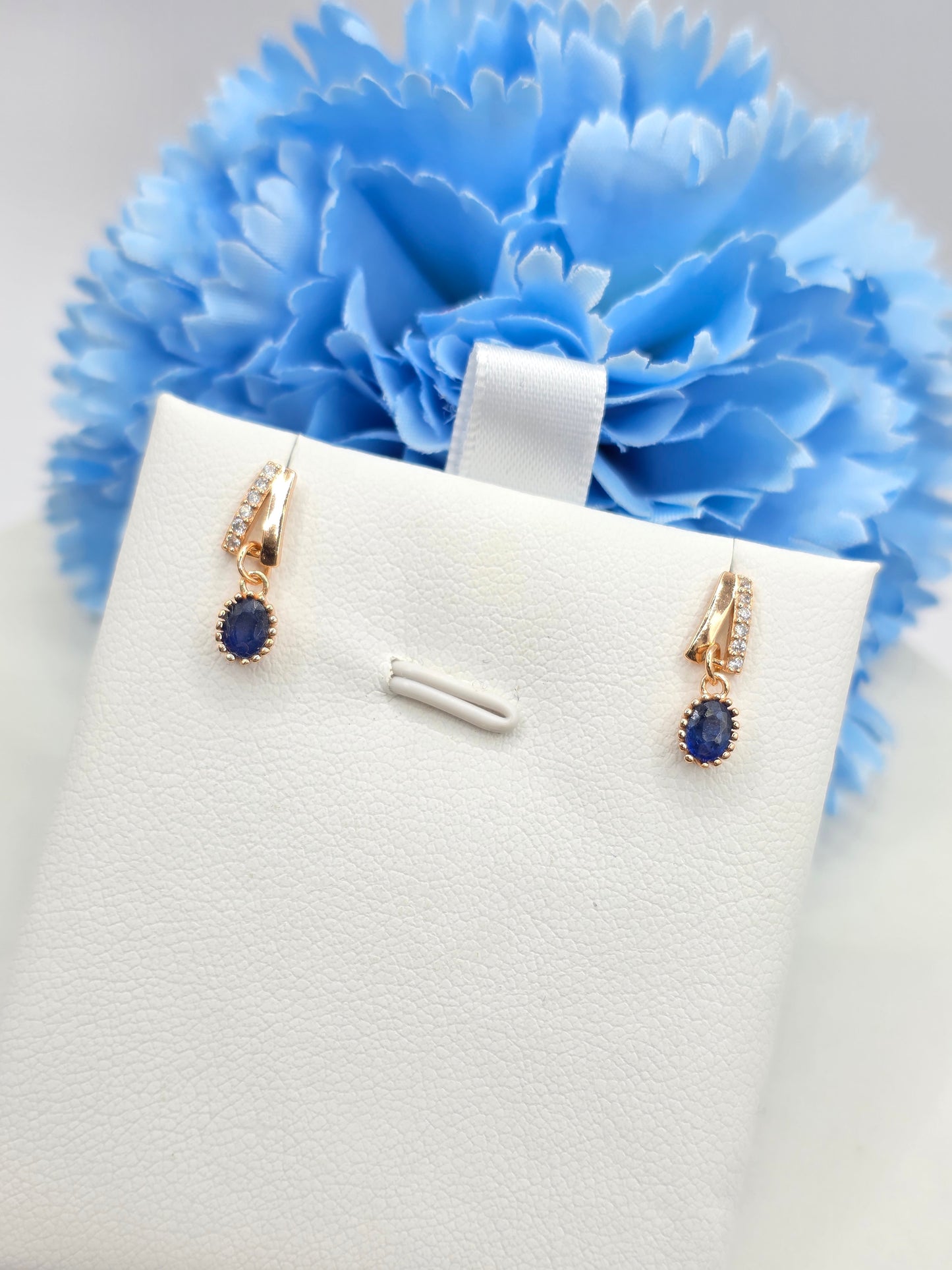 Sapphire Earring