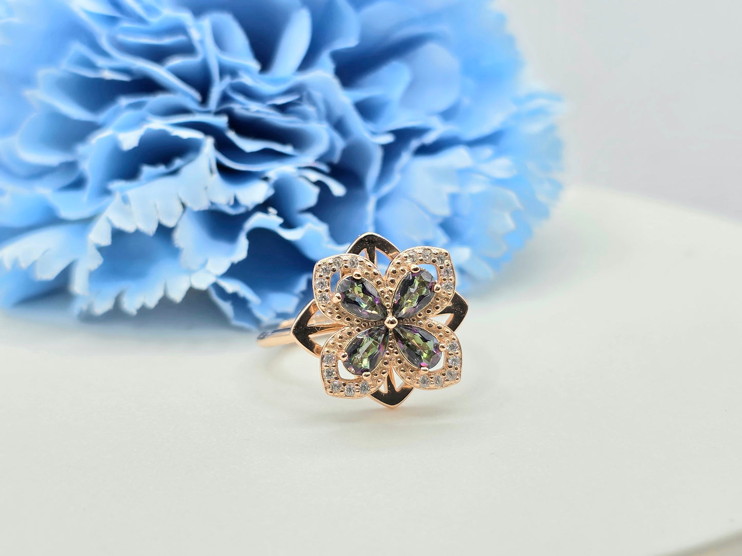 Floral Gemstone Spinning Ring