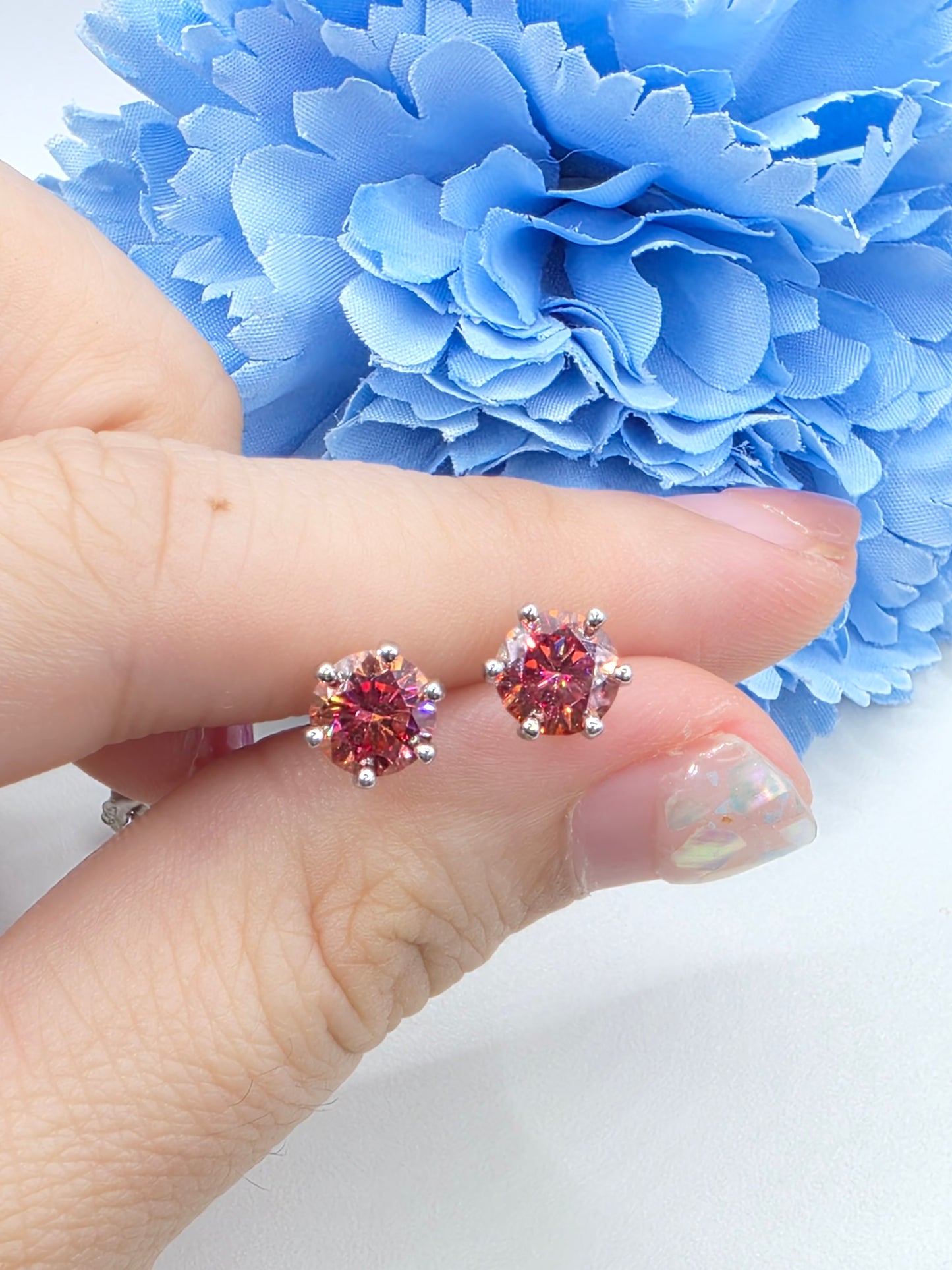 Classic 1 Carat 6 Prong Moissanite Studs