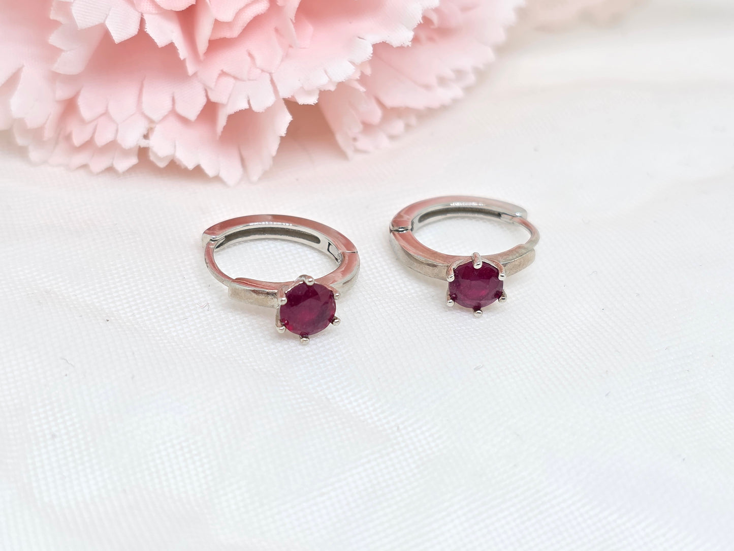 Ruby Huggies- 6 prong