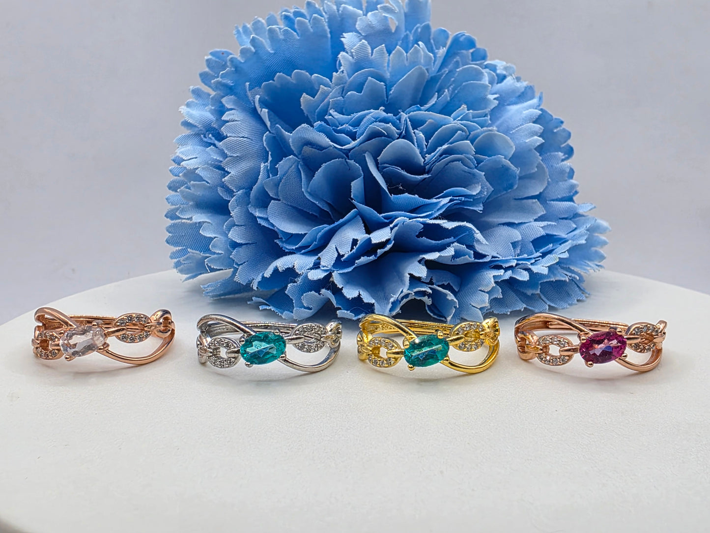 Criss Cross Gem Ring