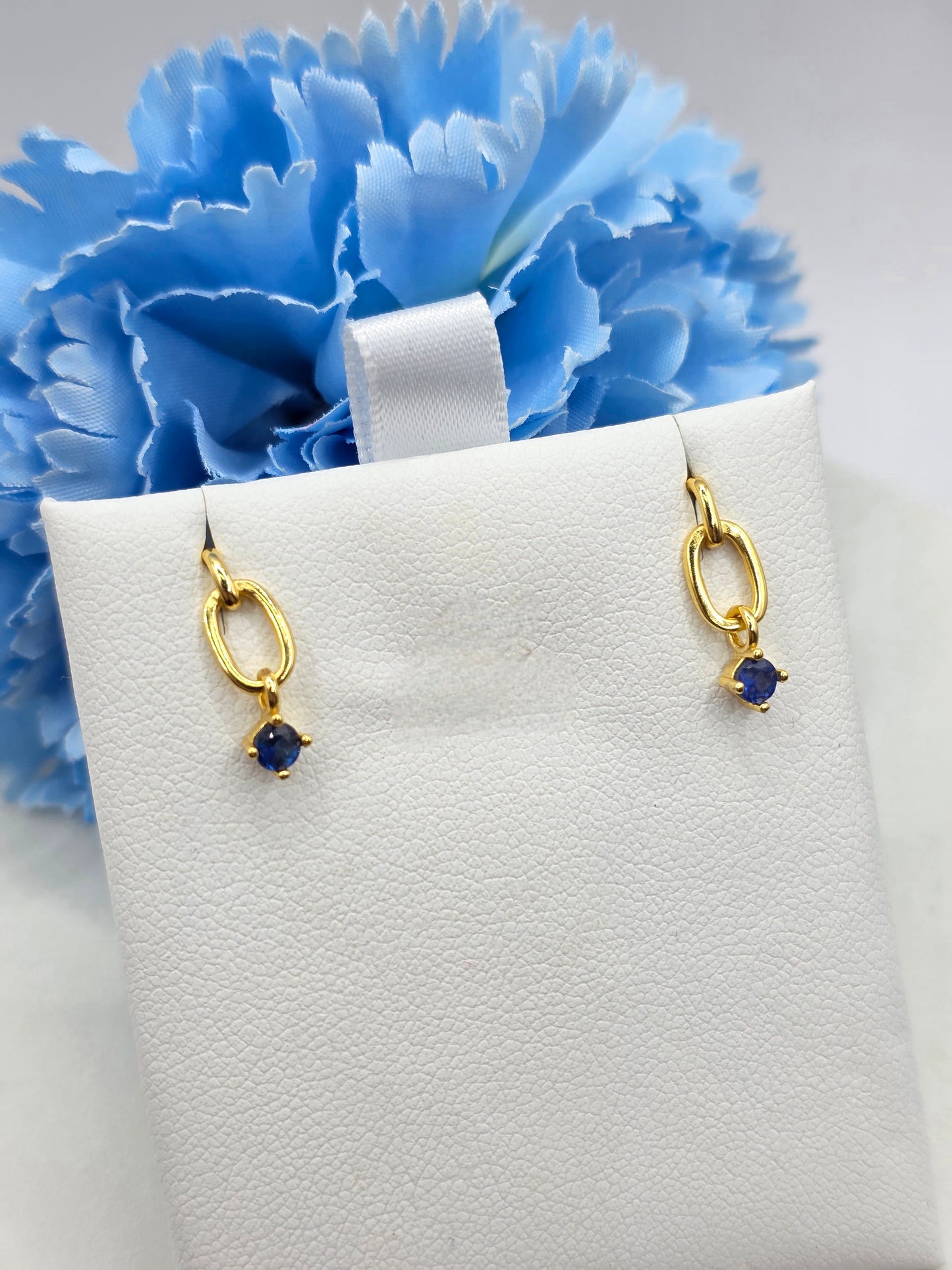 Sapphire Curb Earrings