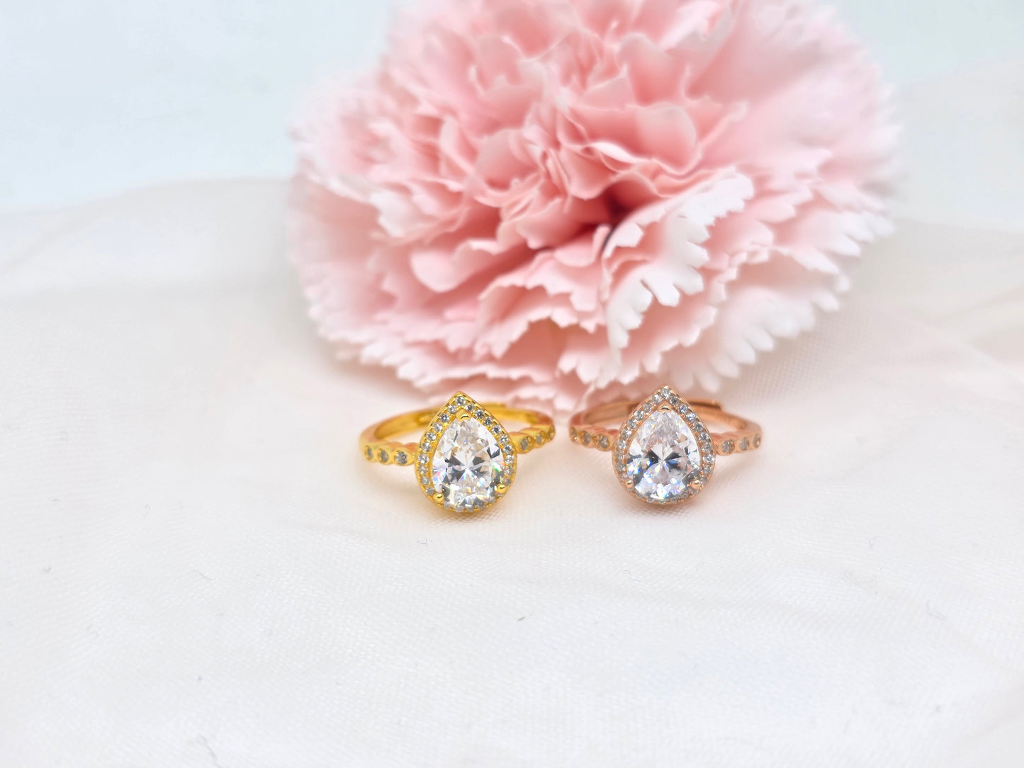 2 Carat teardrop diamond Simulant