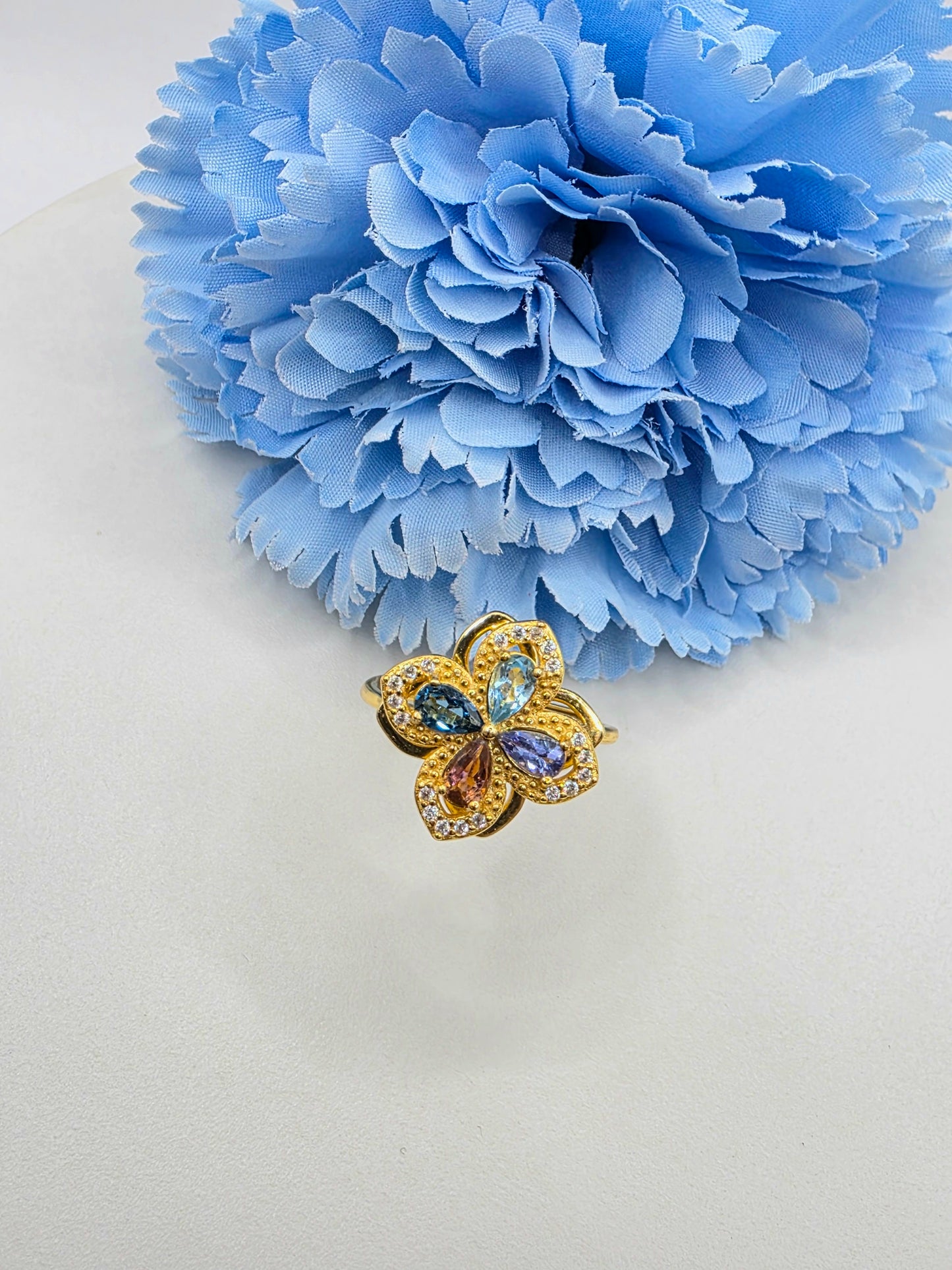 Floral Gemstone Spinning Ring