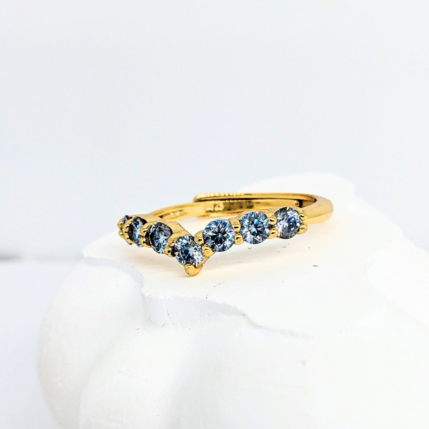 Round Moissanite Chevron Band Ring