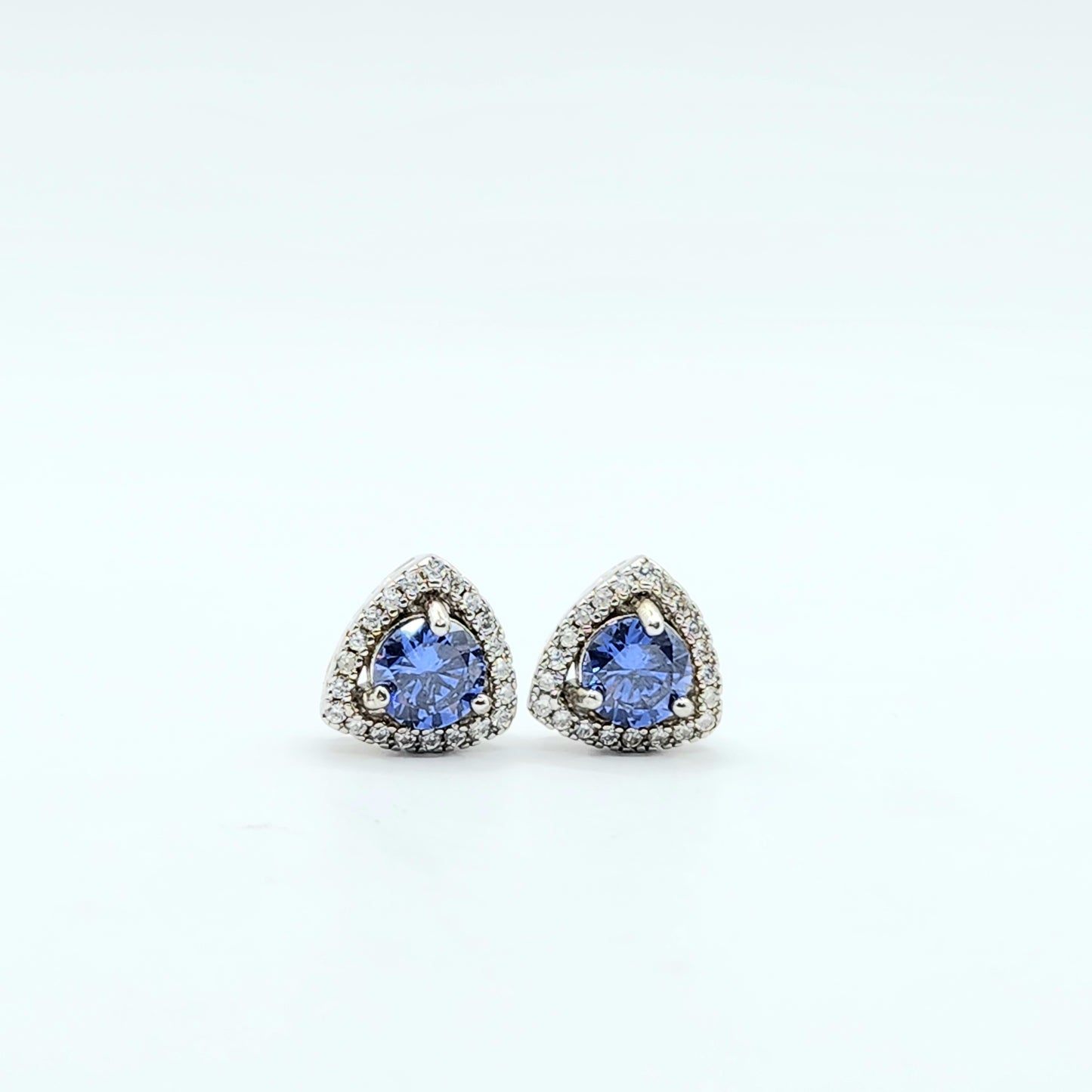 Trillion Halo Studs