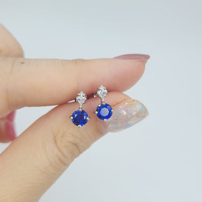 Lab blue round sapphire S925 ear studs