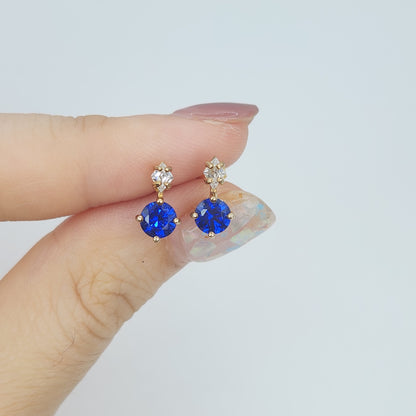 Lab blue round sapphire S925 ear studs