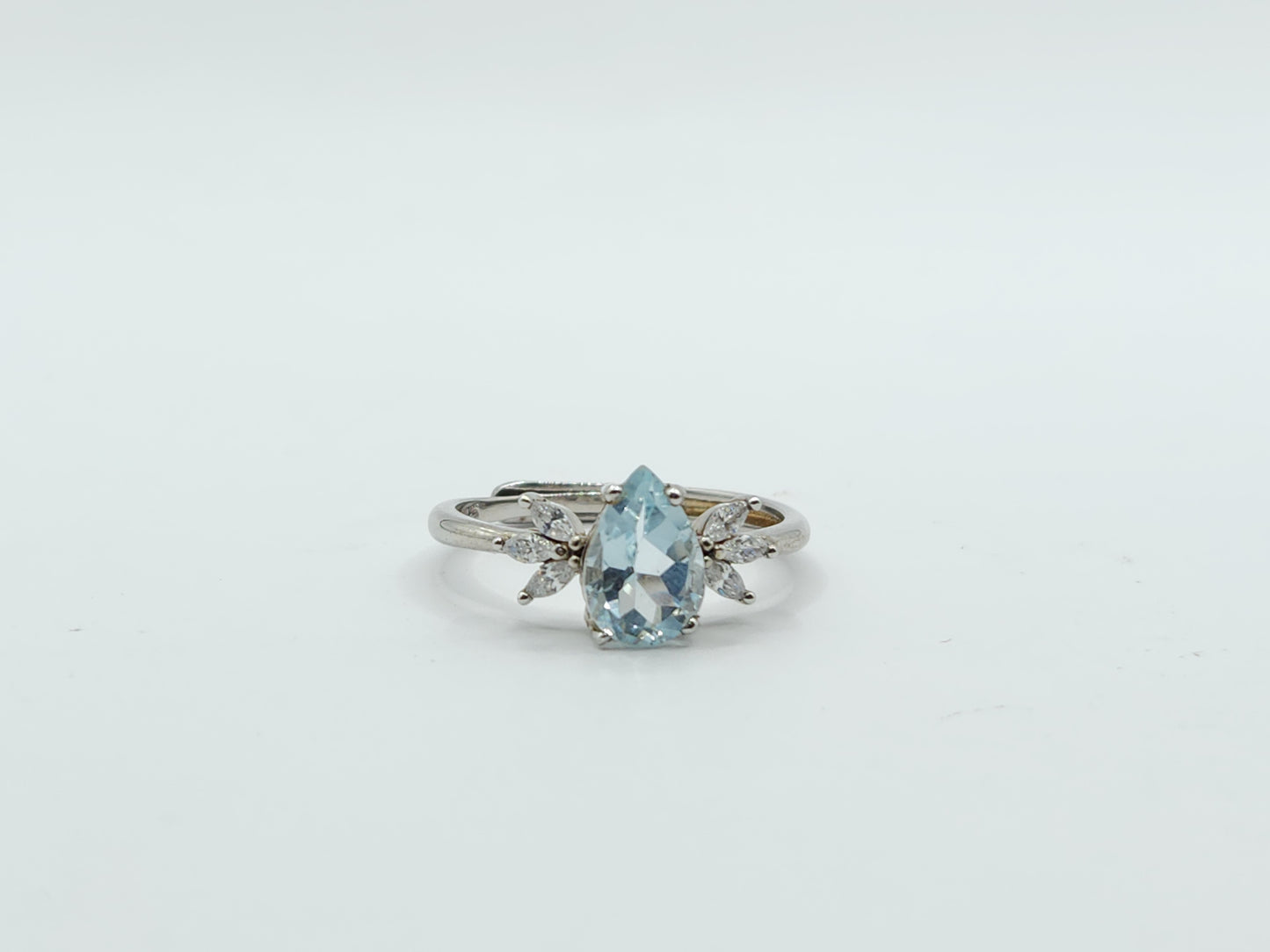 Teardrop Aquamarine Ring