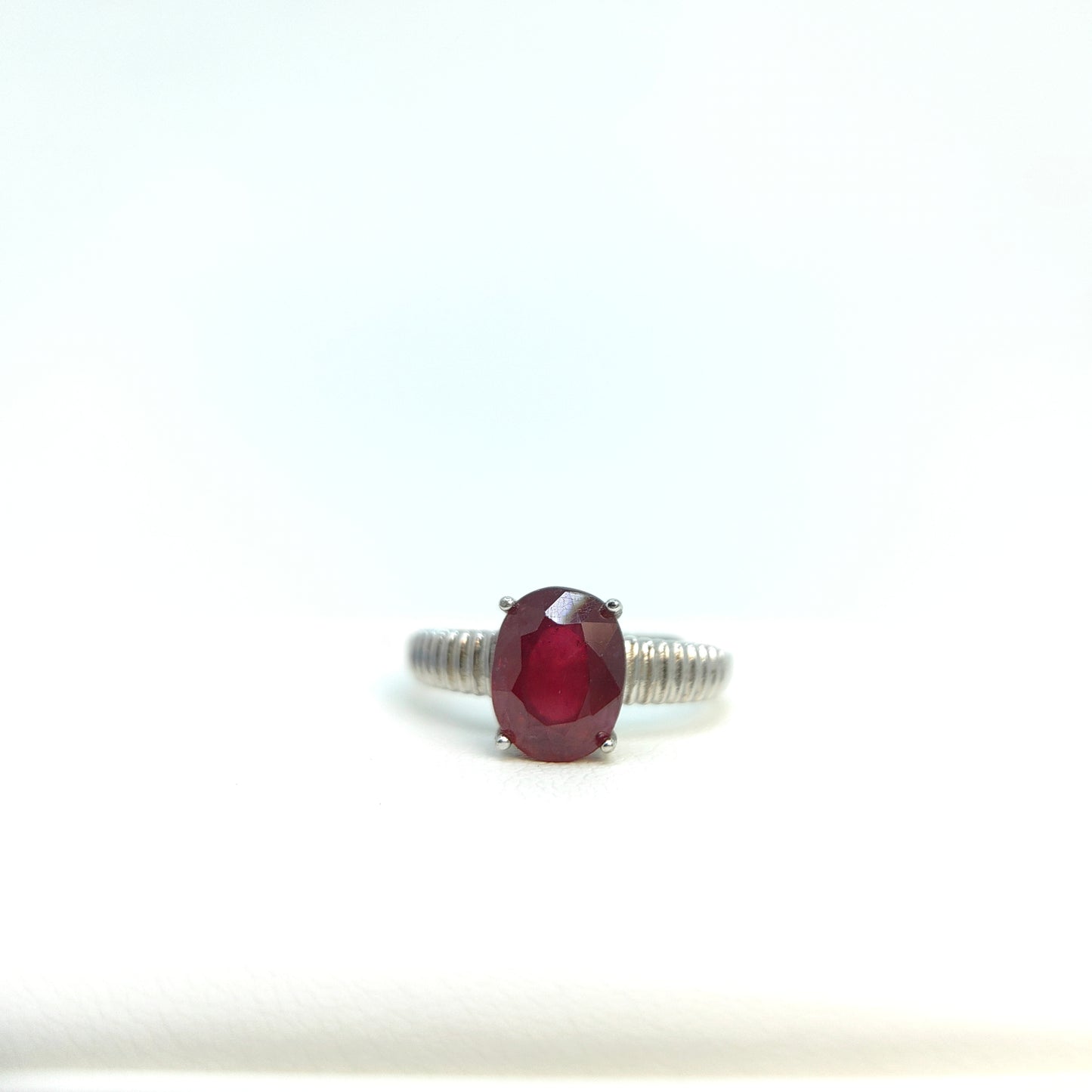 Red Ruby Oval Statement Ring in S925 Gold Vermeil