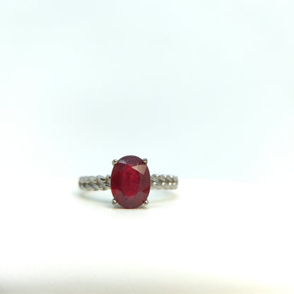 Red Ruby Oval Statement Ring in S925 Gold Vermeil