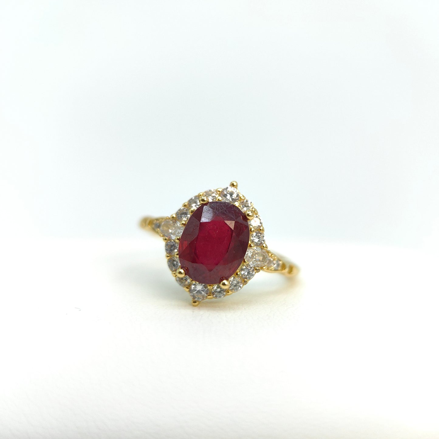 Red Ruby Oval Statement Ring in S925 Gold Vermeil