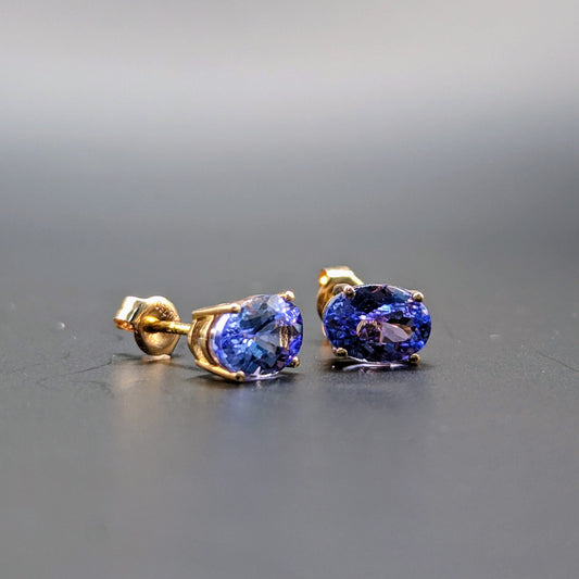 Natural Tanzanite Gemstone Ear Studs in Solid 18K Yellow Gold