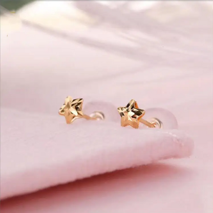 Shiny Star Ear Studs in Solid 18K AU750 Yellow Gold