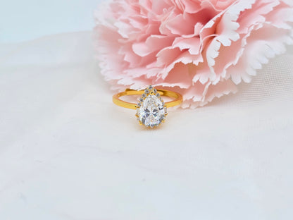 2 Carat Teardrop Diamond Simulant Ring
