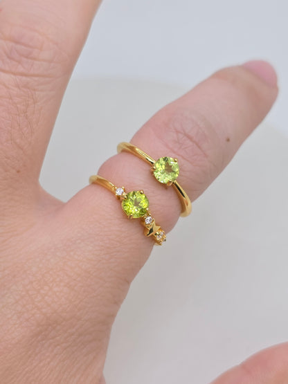 Natural Round 0.5 Carat Peridot Yellow Gold S925 Demi Fine Ring