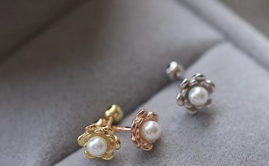Floral Pearl Screwback Studs